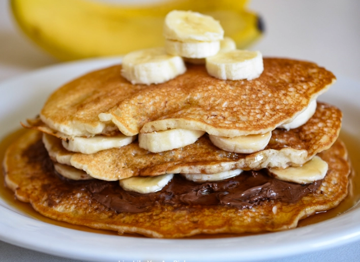 how to put banana on pancakes how to put banana on pancakes