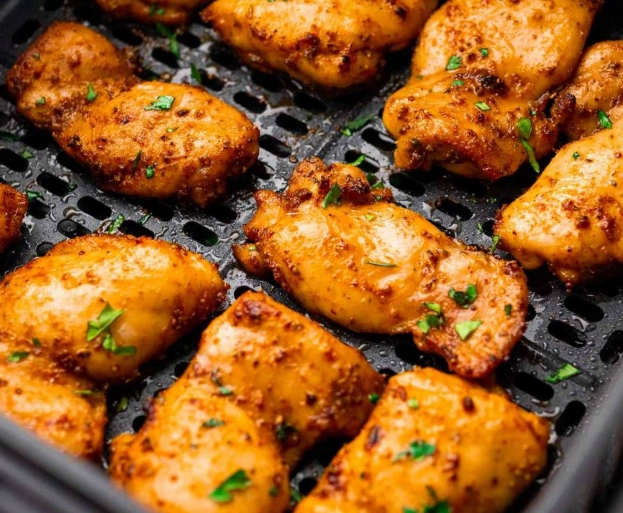 air fryer chicken thighs time
