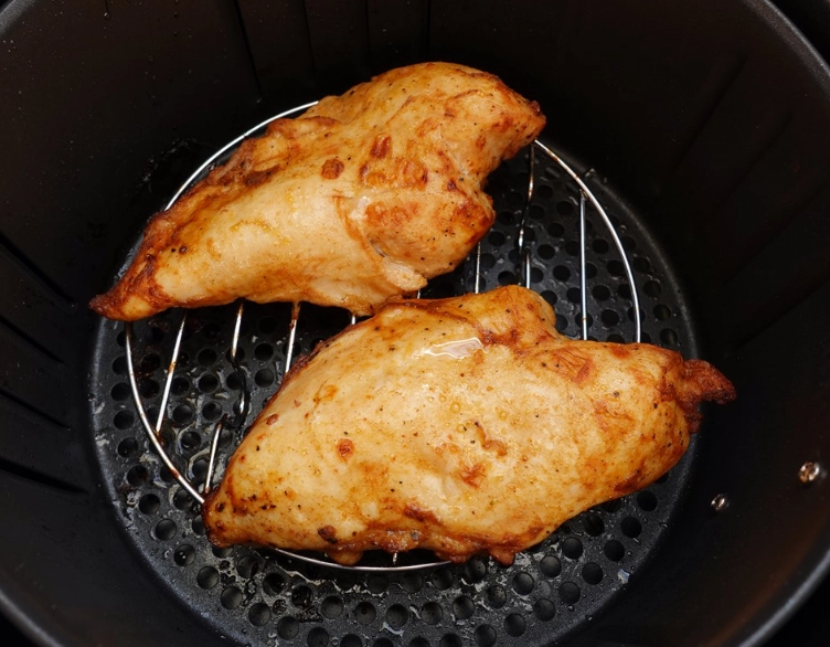 how to cook boneless chicken breast in air fryer