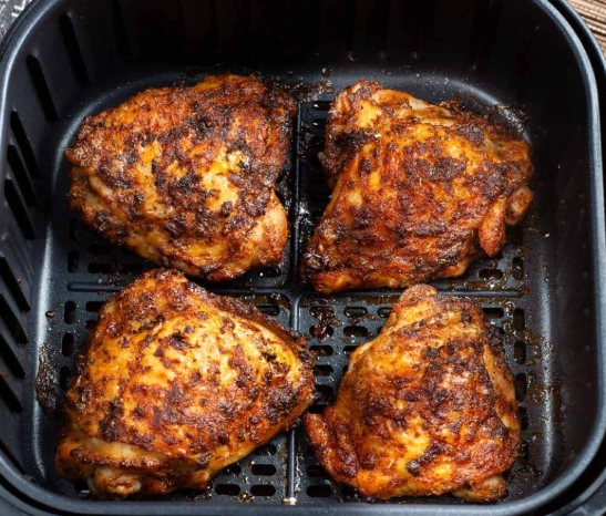air fryer chicken thighs time