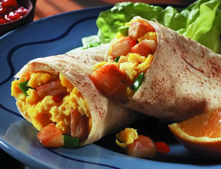 healthy breakfast wraps