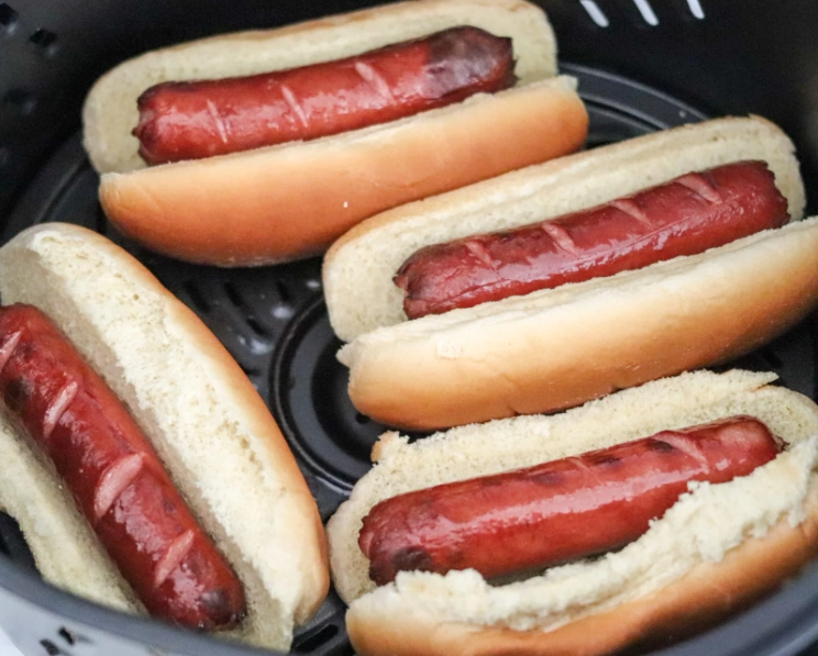 how to cook hot dogs in air fryer