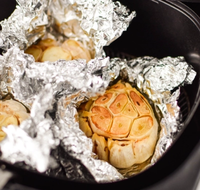 roast garlic in air fryer