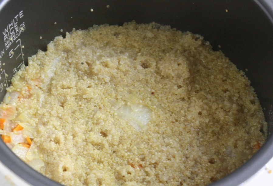 how to cook quinoa in rice cooker