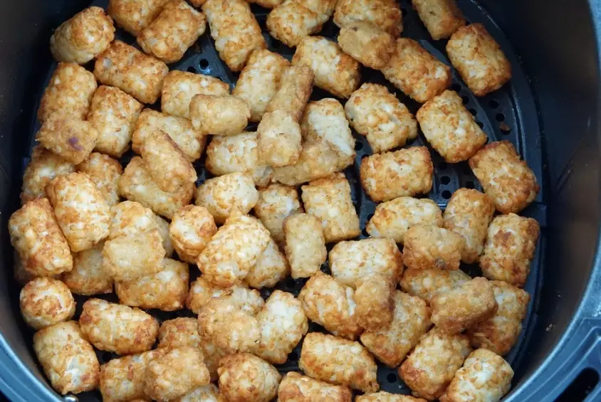 frozen tater tots in air fryer