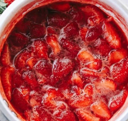 easy strawberry sauce