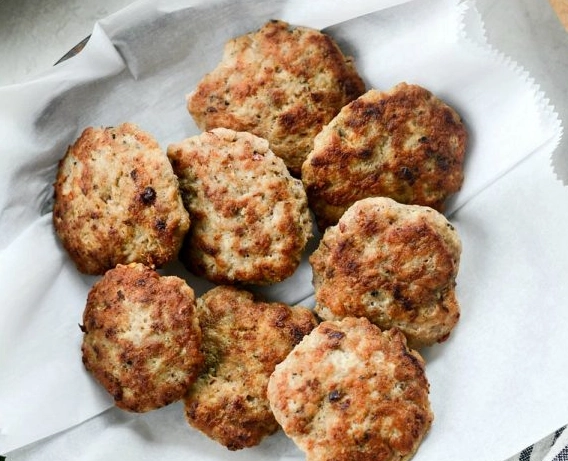 homemade breakfast sausage