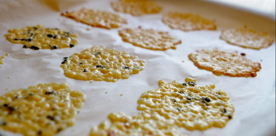 how to make parmesan crisps