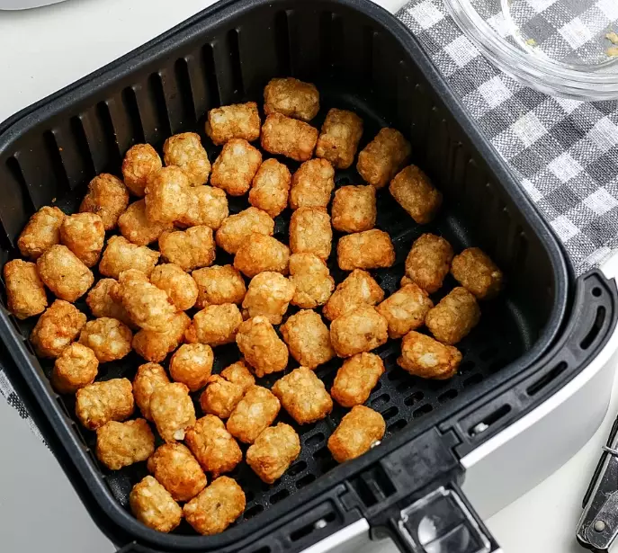 frozen tater tots in air fryer