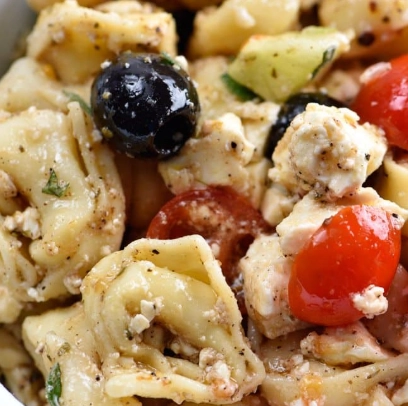 cold tortellini salad
